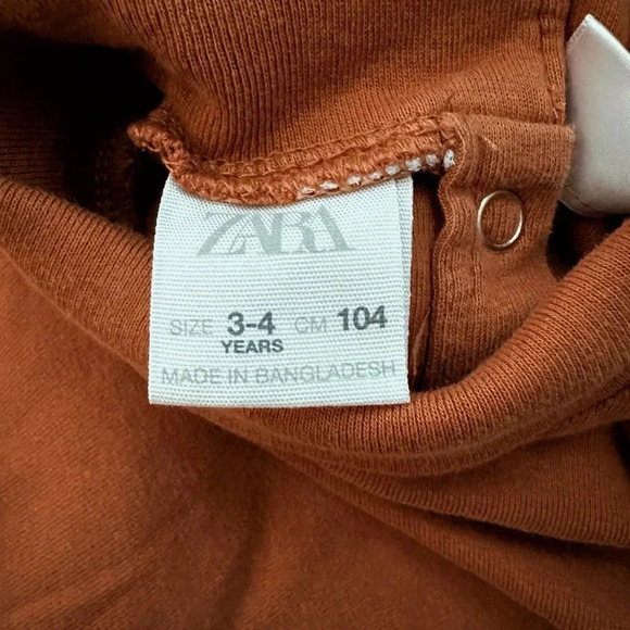 Zara | Bundle of Two Toddler Turtlenecks (3-4 yrs) 🧡🖤 - Picture 8 of 8